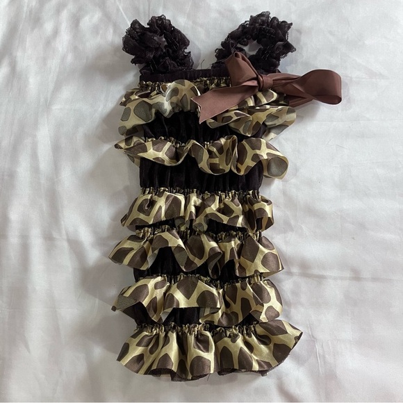 🩵2FOR$20 Boutique Brown&Gold Satin Giraffe Ruffle Romper - Picture 2 of 8